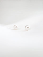 tiny white pearl stud earrings