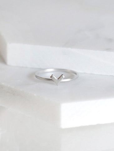 skinny chevron ring in silver