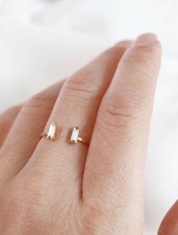 cuff ring . baguette