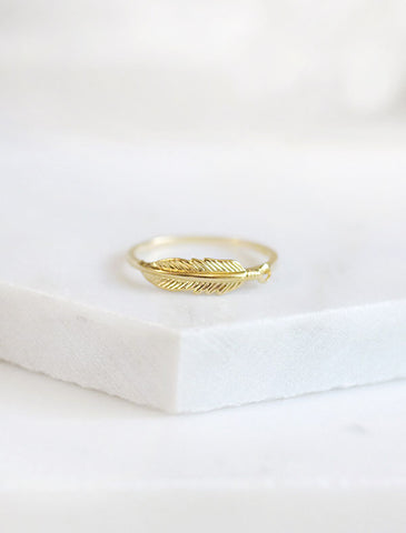 baguette ring . horizontal