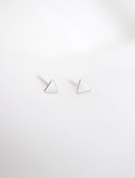 tiny silver triangle stud earrings