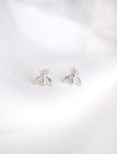 tiny silver bee stud earrings