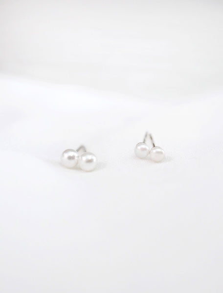 4mm and 3mm tiny freshwater pearl stud earrings close up