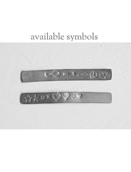 classic skinny bar necklace . vertical