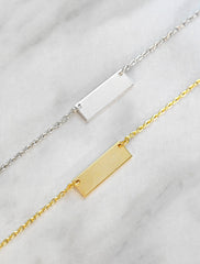 classic bar necklace . horizontal . short
