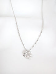 silver seashell necklace