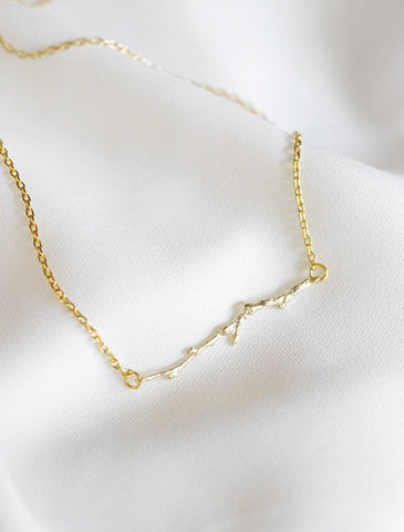 basic bisous chain necklace