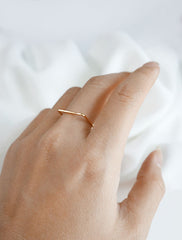 skinny D ring worn