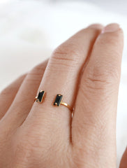 cuff ring . baguette