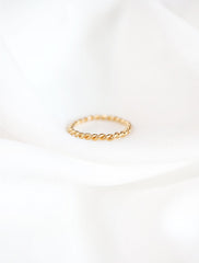 gold twisted rope ring