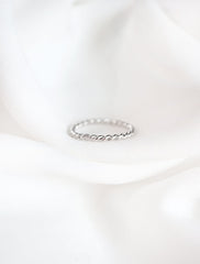 silver twisted rope ring